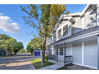Photo #2: 3987723 Listing