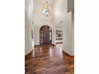 Photo #6: 4006859 Listing