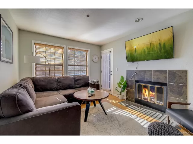 MLS: 4024335 Condo For Sale