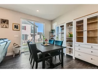 Photo #6: 4050973 Listing