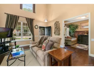 Photo #4: 4055483 Listing