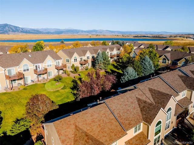 MLS: 4072885 Condo For Sale