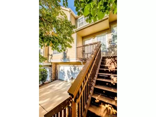 Photo #1: 4072885 Listing 