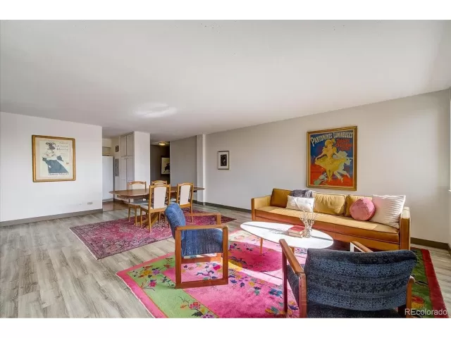 MLS: 4075200 Condo For Sale