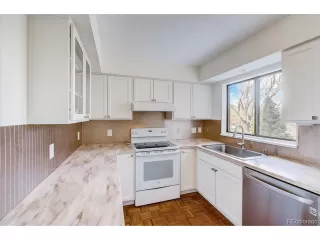 Photo #5: 4075200 Listing