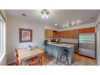 Photo #4: 4081877 Listing