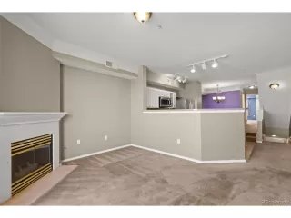 Photo #5: 4082107 Listing