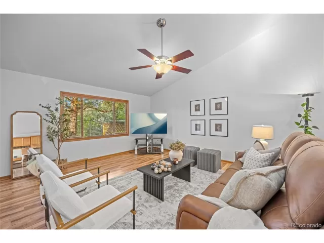 MLS: 4082308 Condo For Sale