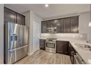 Photo #6: 4083635 Listing