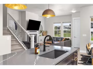 Photo #4: 4096426 Listing 