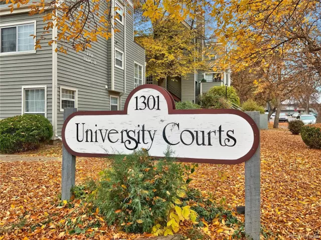 MLS: 4105045 Condo For Sale