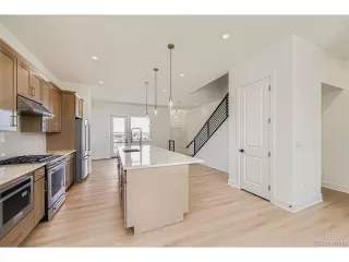 Photo #3: 4115549 Listing 