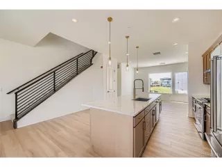 Photo #4: 4115549 Listing 