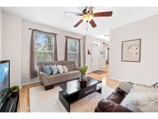 Photo #6: 4121088 Listing