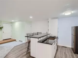 Photo #3: 4131182 Listing