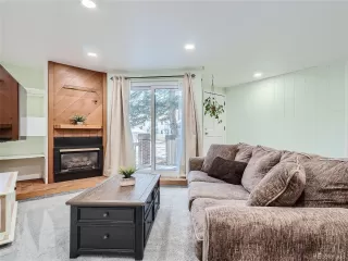 Photo #6: 4131182 Listing