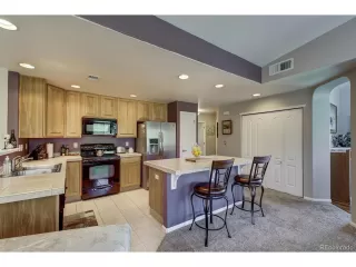 Photo #4: 4141789 Listing