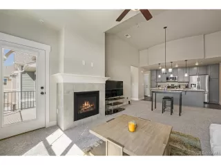 Photo #1: 4142999 Listing 