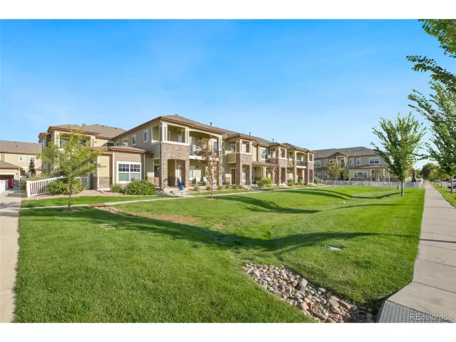 MLS: 4144320 Condo For Sale