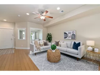 Photo #3: 4144320 Listing