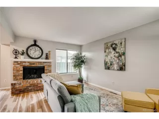 Photo #4: 4144701 Listing