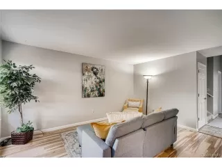 Photo #5: 4144701 Listing