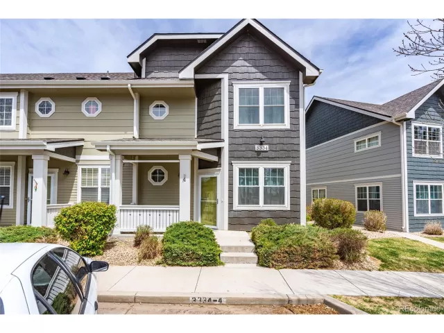 MLS: 4150553 Condo For Sale