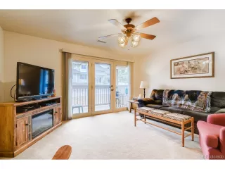 Photo #5: 4157882 Listing