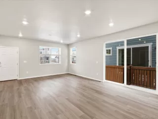 Photo #5: 4164188 Listing