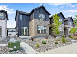 Photo #2: 4176803 Listing