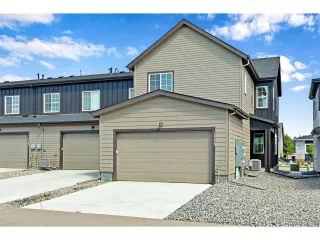 Photo #6: 4176803 Listing