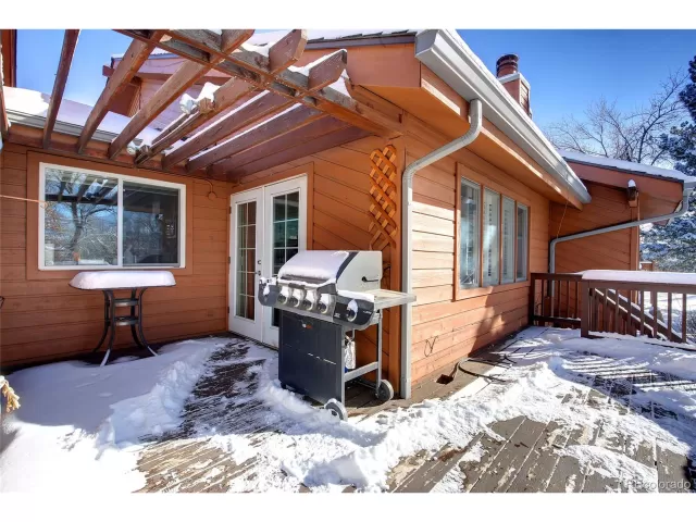 MLS: 4188171 Condo For Sale