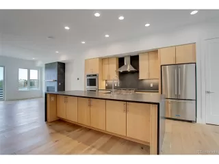 Photo #3: 4197238 Listing