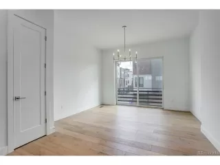 Photo #6: 4197238 Listing