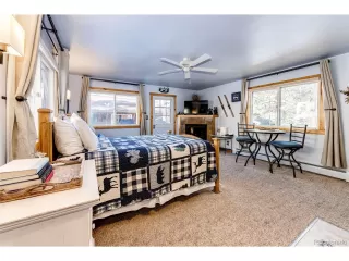 Photo #6: 4197676 Listing