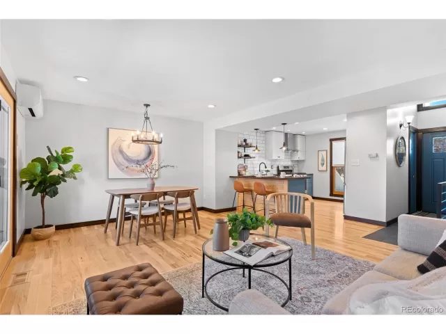 MLS: 4201092 Condo For Sale