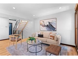 Photo #5: 4201092 Listing 