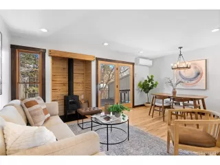 Photo #6: 4201092 Listing 