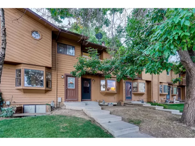 MLS: 4211188 Condo For Sale