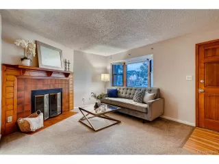 Photo #2: 4211188 Listing