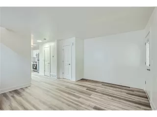 Photo #2: 4234833 Listing