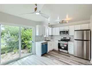 Photo #4: 4234833 Listing