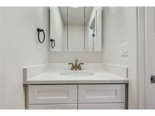 Photo #6: 4234833 Listing