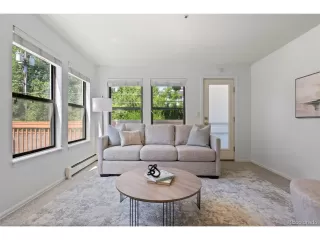 Photo #1: 4242647 Listing