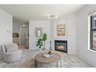 Photo #4: 4242647 Listing