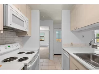 Photo #5: 4242647 Listing