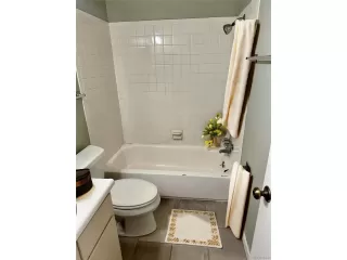 Photo #4: 4246913 Listing