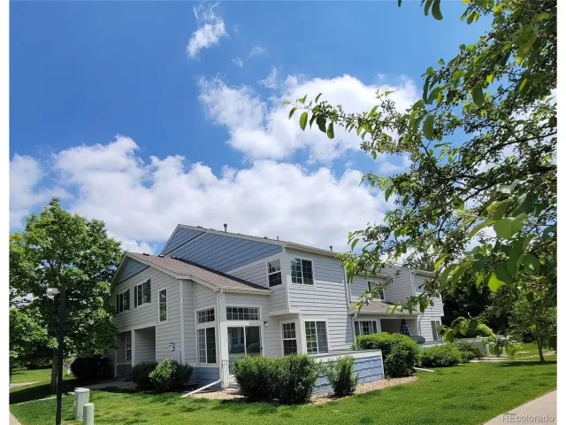 MLS: 4253672 Condo For Sale