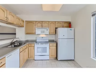 Photo #4: 4253672 Listing