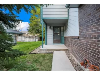 Photo #2: 4256874 Listing